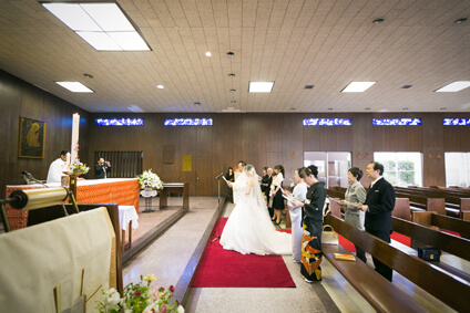 王たるキリストカトリック伊丹教会での結婚式22