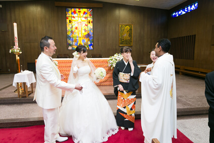 王たるキリストカトリック伊丹教会での結婚式37