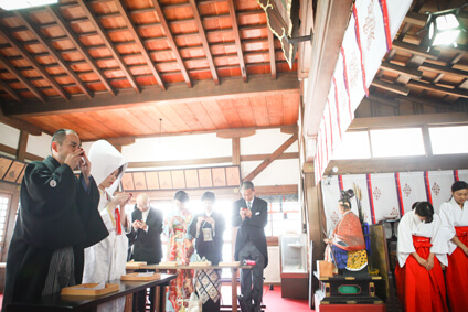 六孫王神社での結婚式05